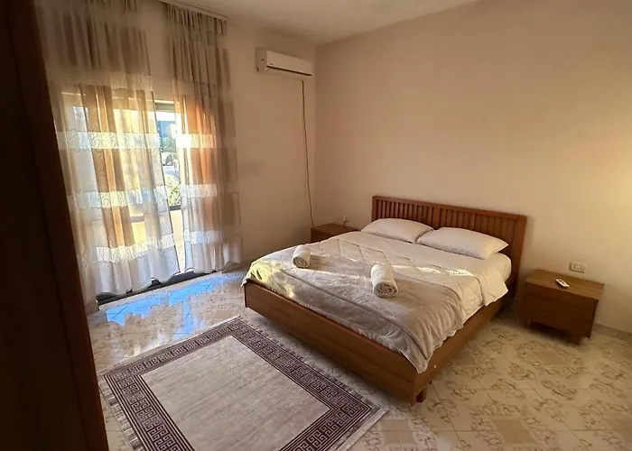 Hostel Rinas Ostello *