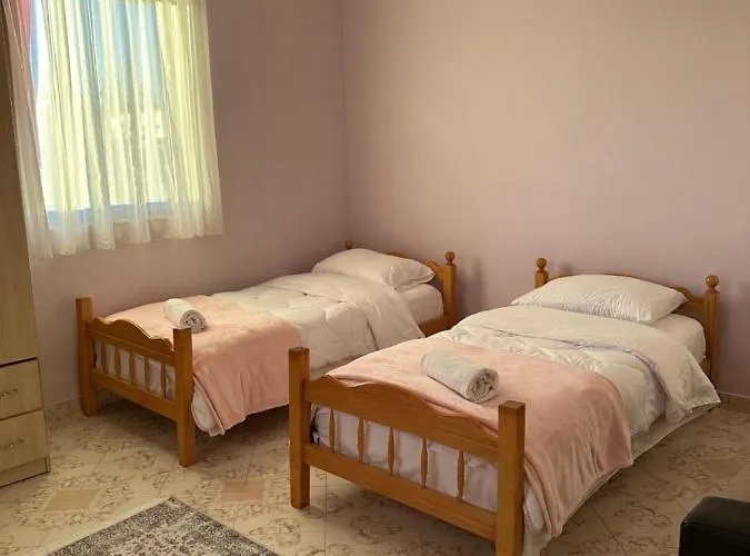 Hostel Rinas Auberge de jeunesse *